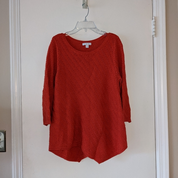 New York & Company red sweater - Picture 1 of 5